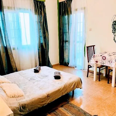Universe Apartment *